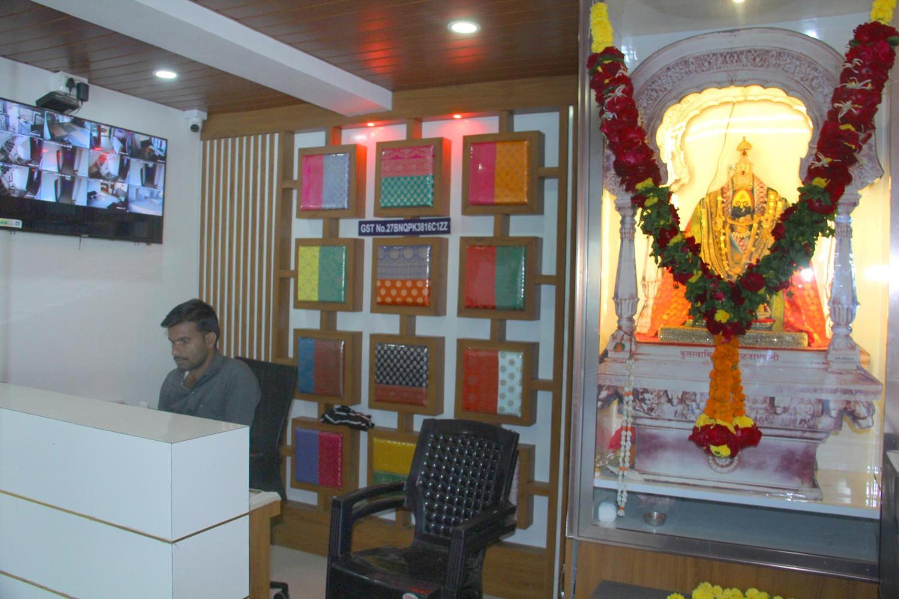 Hotel Ambai Executive Tuljapur المظهر الخارجي الصورة